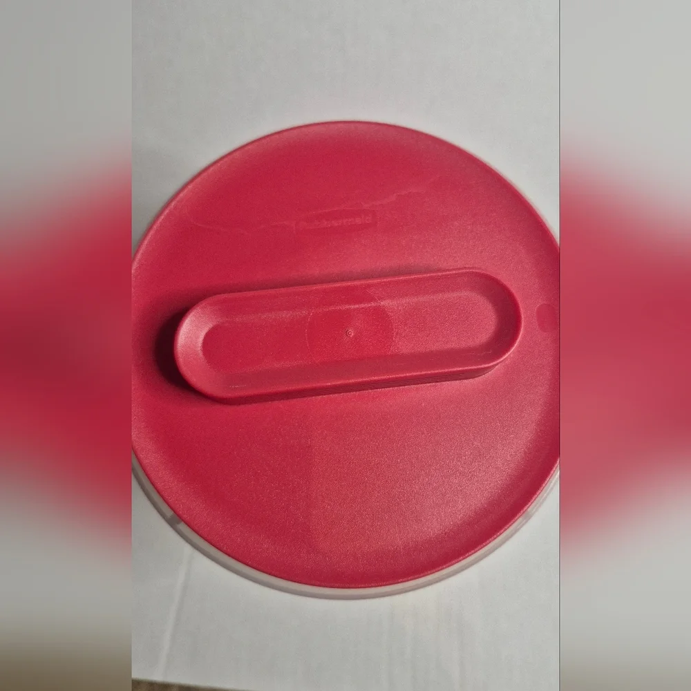 Vintage Rubbermaid 1-Gallon Pitcher Red Flip-Top Lid‎